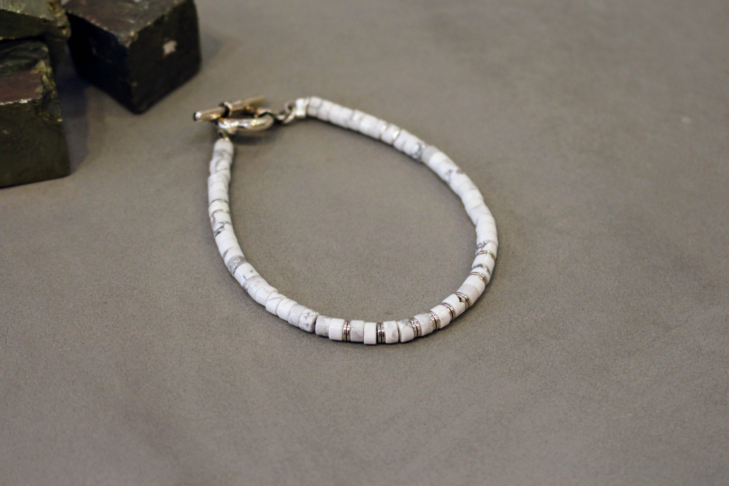 bijou homme bracelet homme argenté howlite