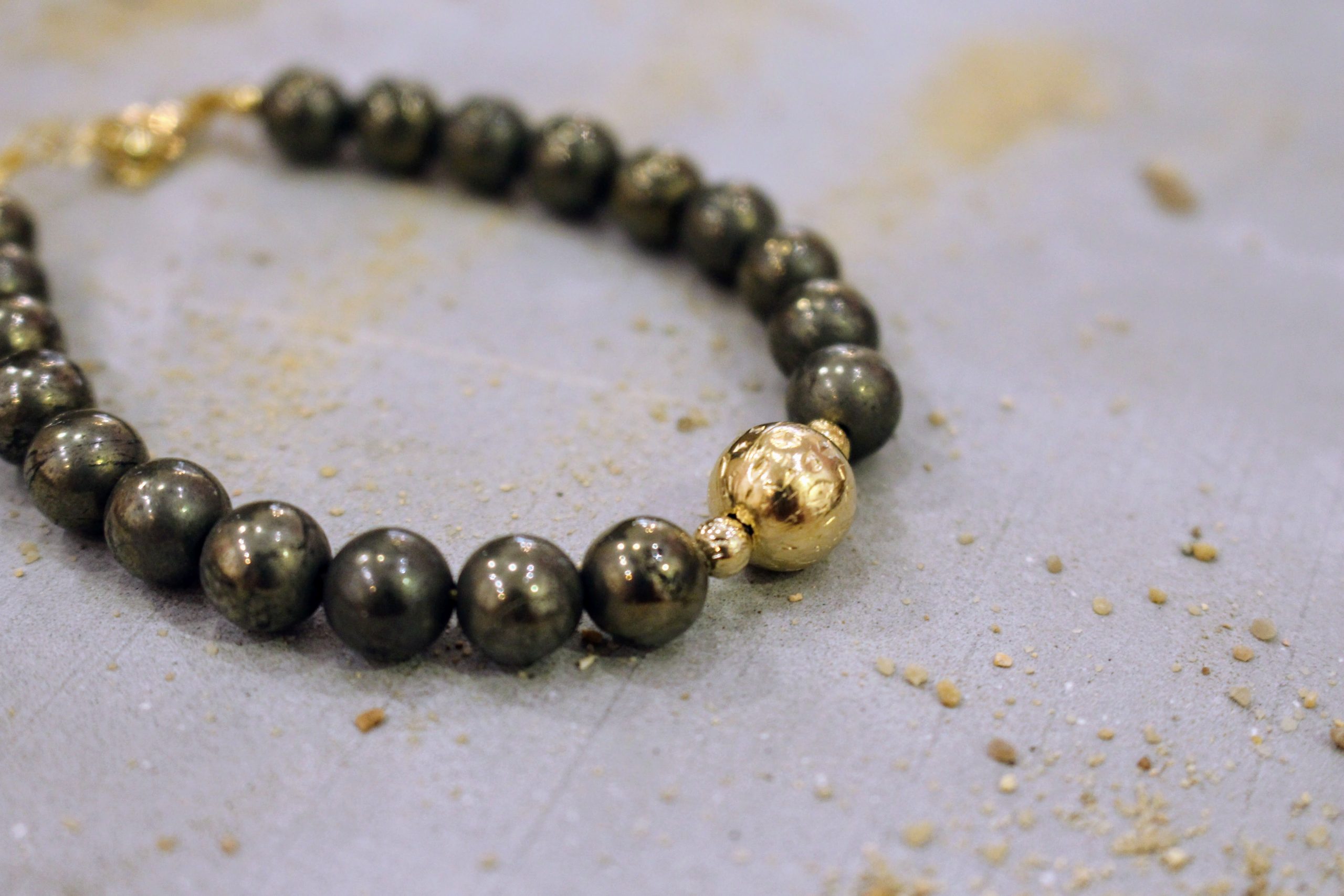 Idée cadeau bracelet homme doré et pyrite