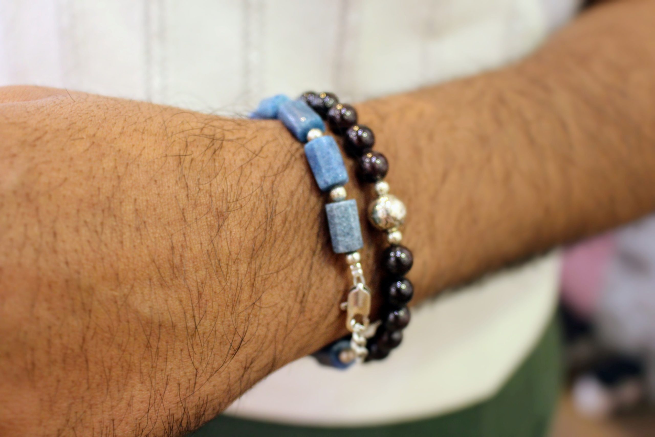 Idée cadeau homme bracelet argenté bleu rouge