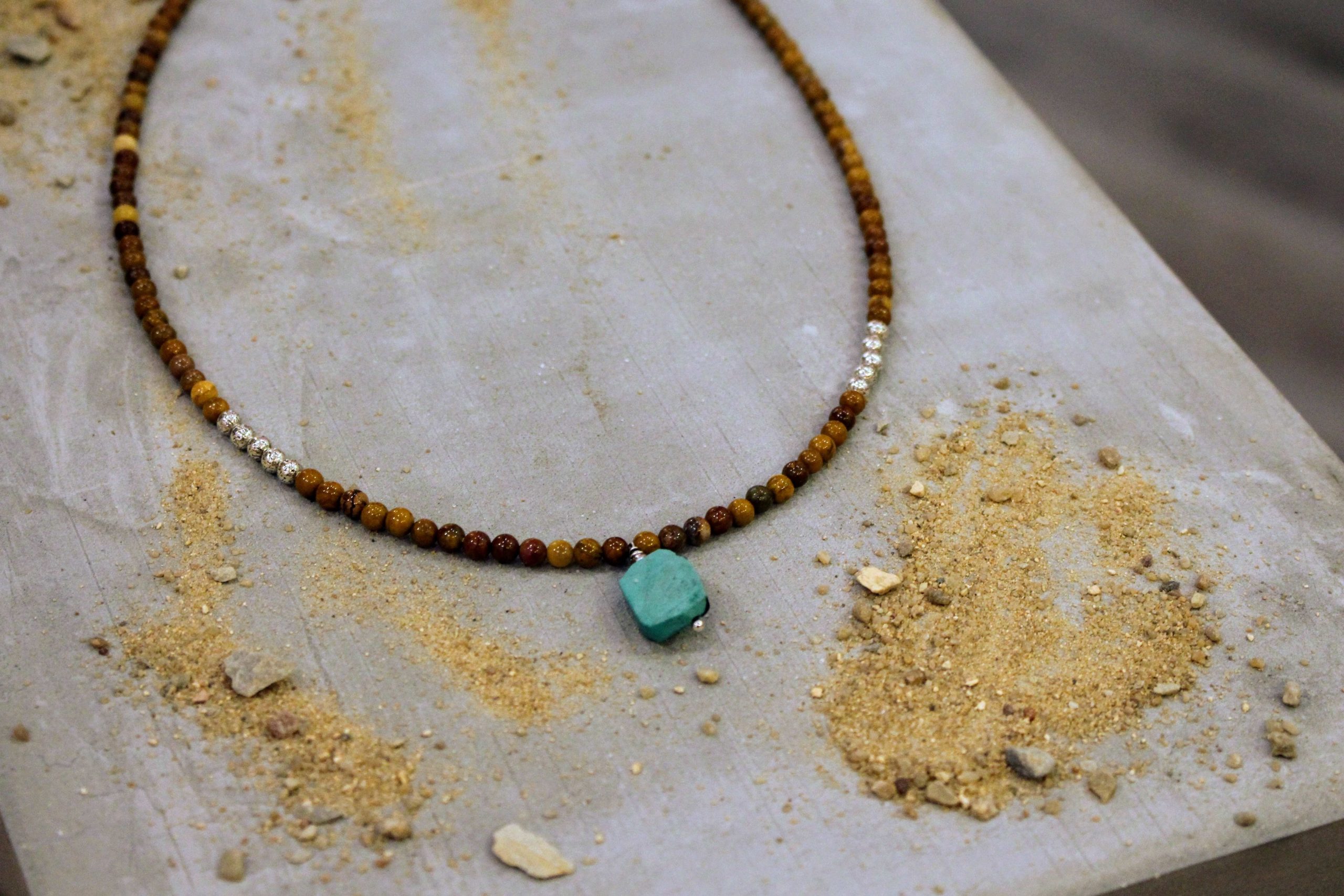 Idée cadeau homme Collier homme turquoise et jaspe jaune