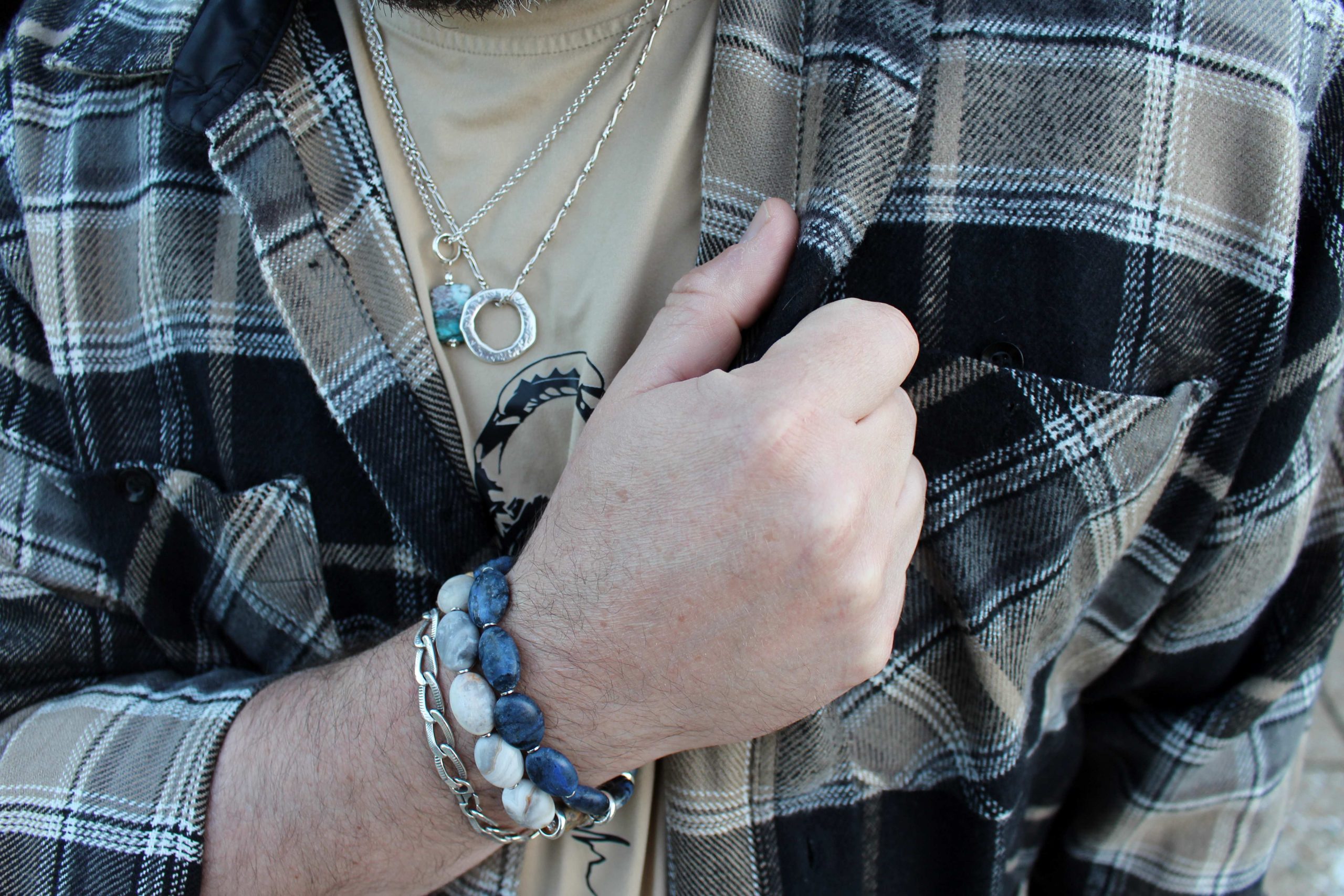 collier homme argenté pendentif cercle irrégulier